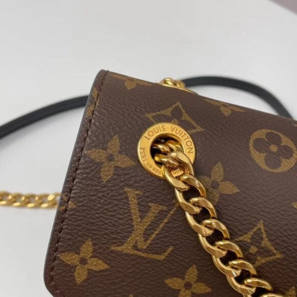 🌞☕️Louis Vuitton adjustable shoulder strap messenger bag Messenger shoulder bag - Picture 8 of 9